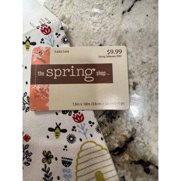 The Spring Shop Set Of 2 Placemats Honeycomb Bee Print Green Black New - Picture 3 of 7